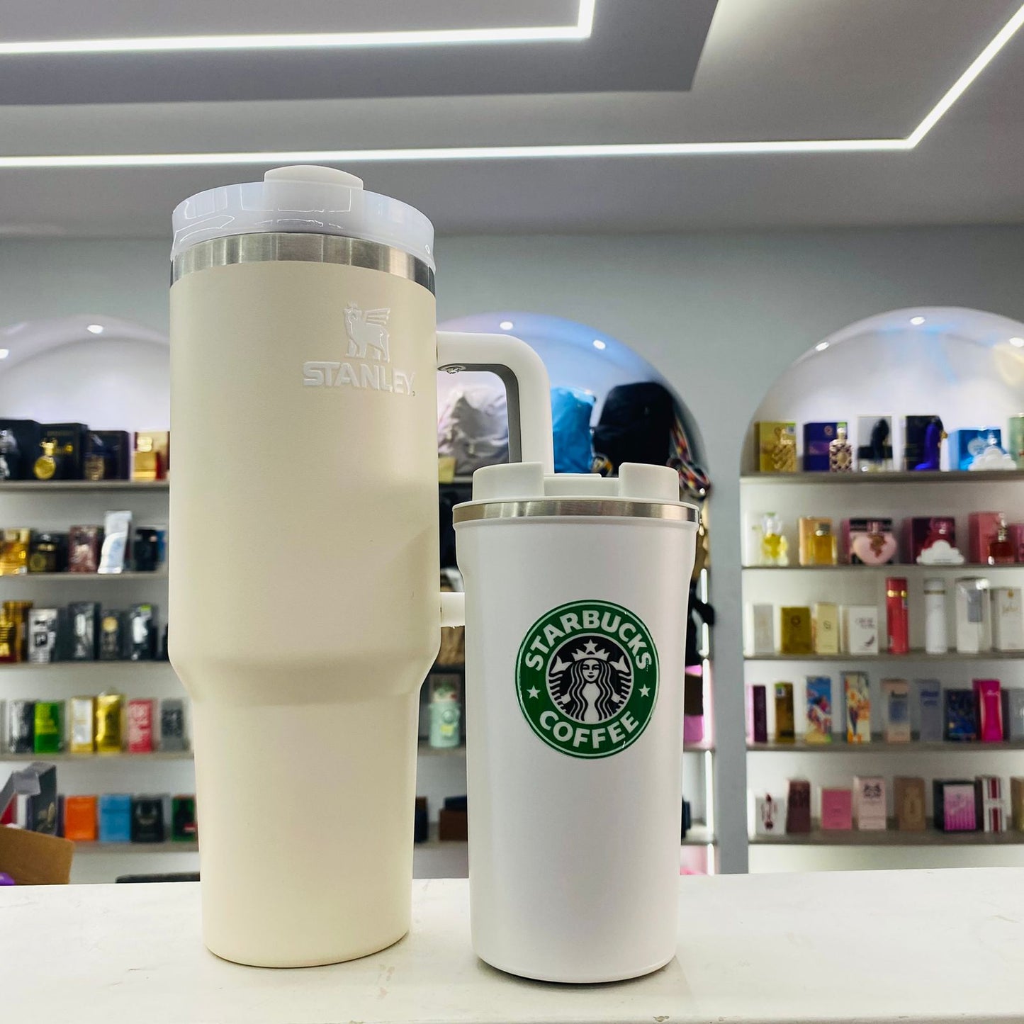 Combo Exclusivo: Termo Stanley Quencher + Starbucks – Máxima Conservación